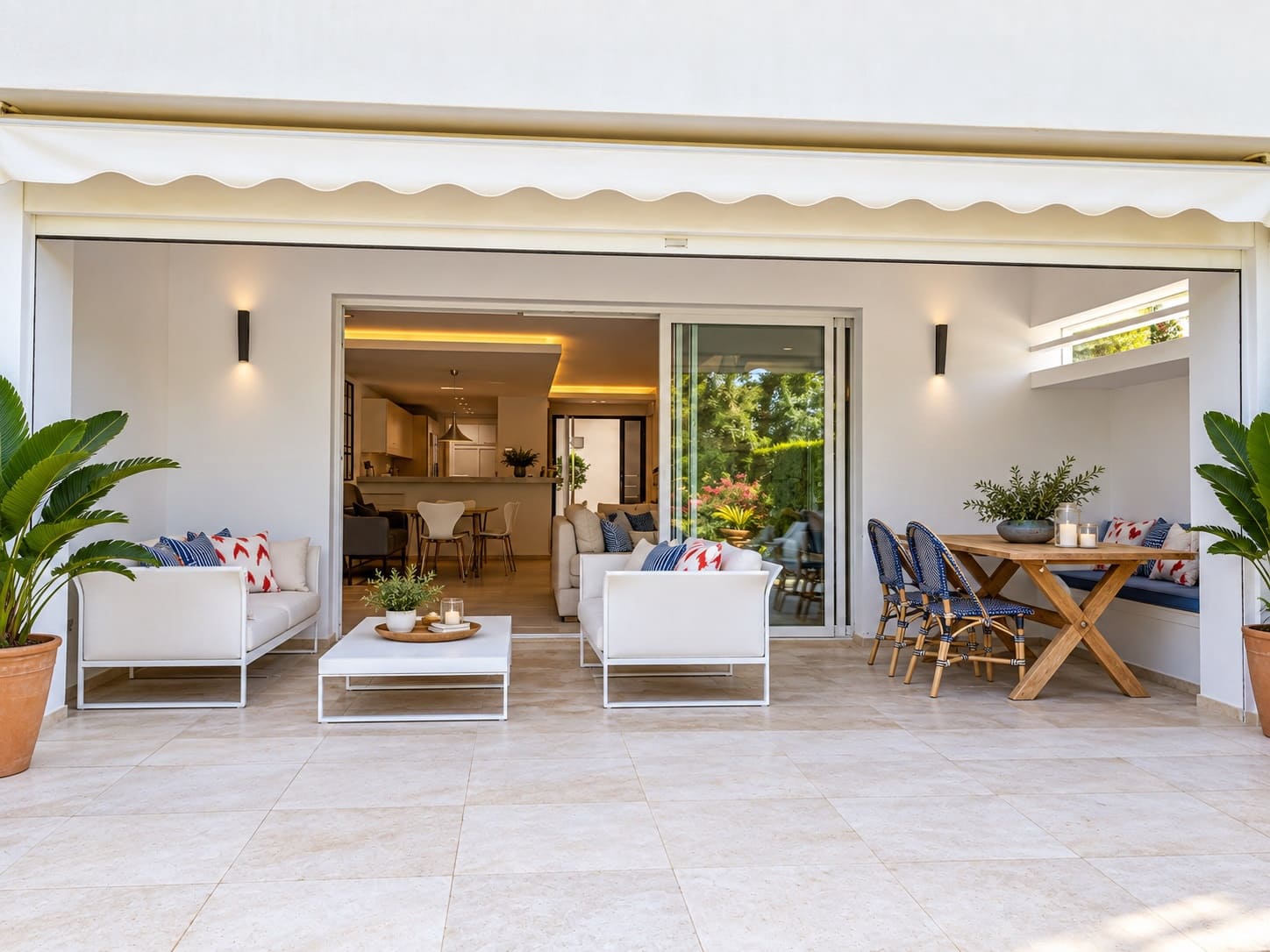 2 soverom Hus til salgs i Nueva Andalucia med svømmebasseng garasje - € 1 295 000 (Ref: 10113397)