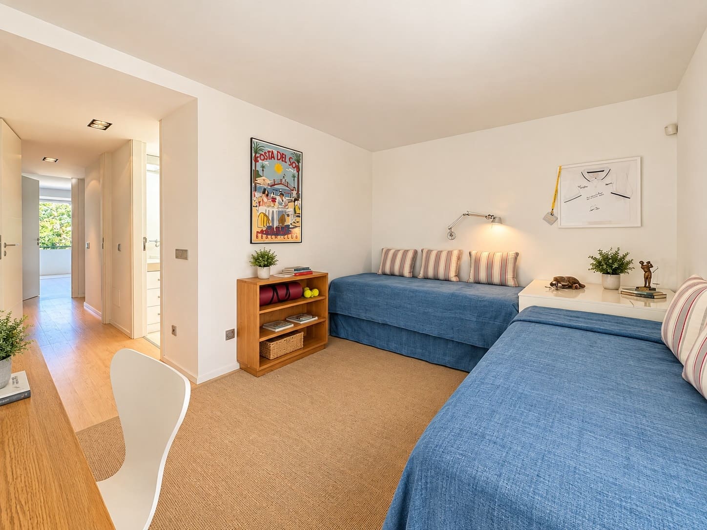 2 soverom Hus til salgs i Nueva Andalucia med svømmebasseng garasje - € 1 295 000 (Ref: 10113397)