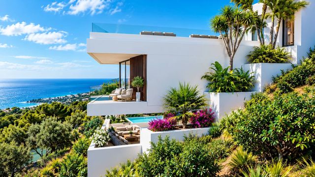 Terreno para Construção para venda em Elviria, Marbella - 725 000 € (Ref: 10113407)