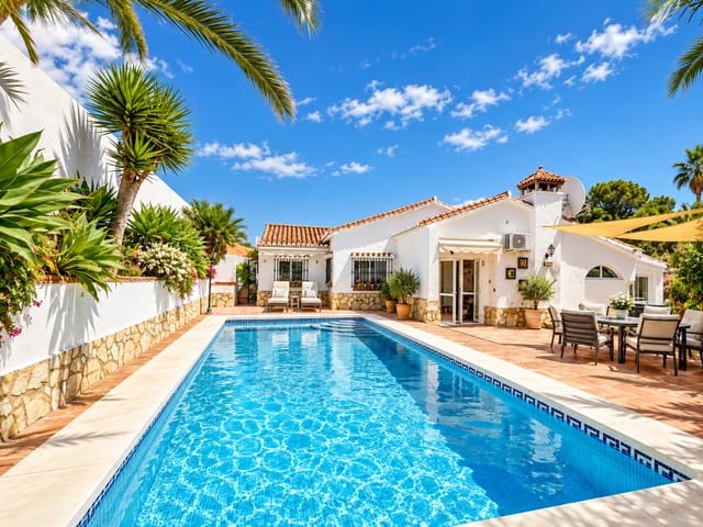 4 chambre Villa/Maison à vendre à El Chaparral, Mijas avec piscine garage - 989 000 € (Ref: 10133603)