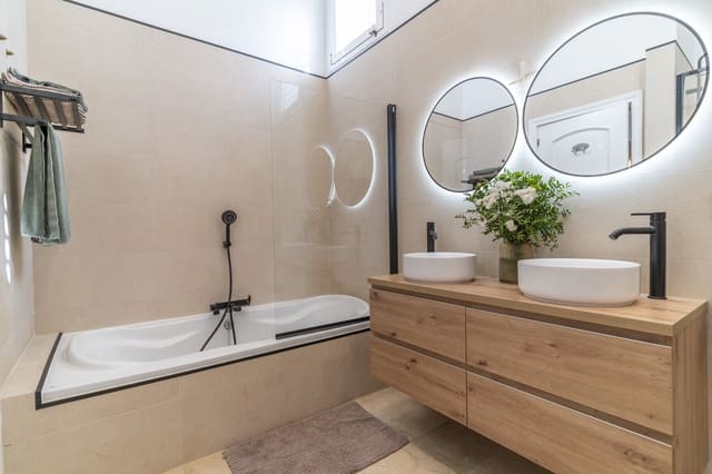 4 soveværelse Villa til salg i Istán med swimmingpool garage - € 1.650.000 (Ref: 10153887)