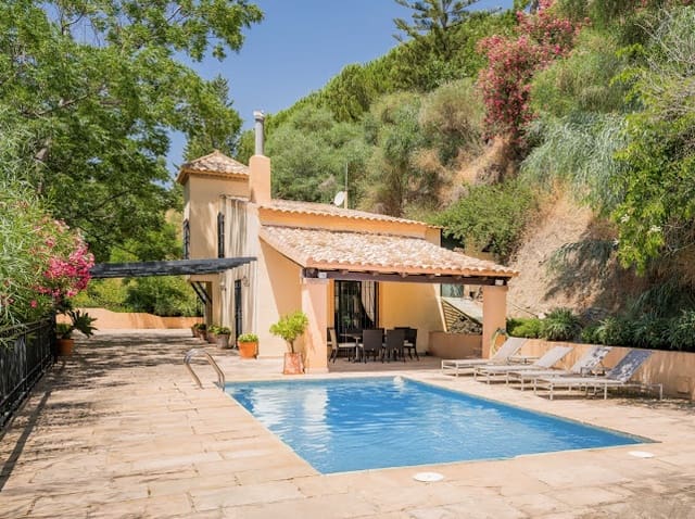9 chambre Finca/Maison de Campagne à vendre à Ojen avec piscine garage - 3 800 000 € (Ref: 10153899)