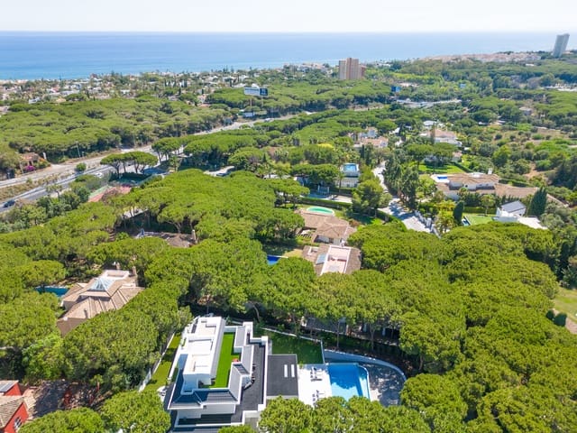 6 sypialnia Willa na sprzedaż w Hacienda Las Chapas, Marbella z basenem garażem - 5 999 000 € (Ref: 10162480)