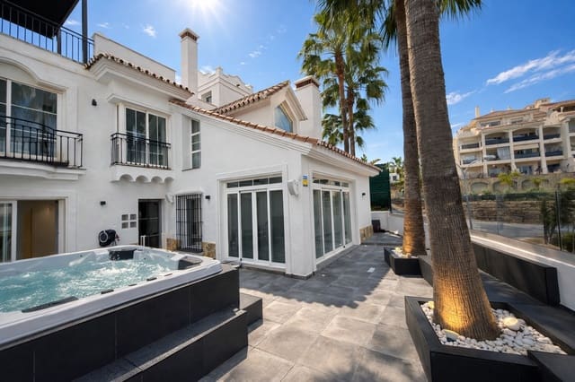 3 soverom Kjedet enebolig til leie i Riviera del Sol, Mijas med svømmebasseng garasje - € 3 500 (Ref: 10163317)
