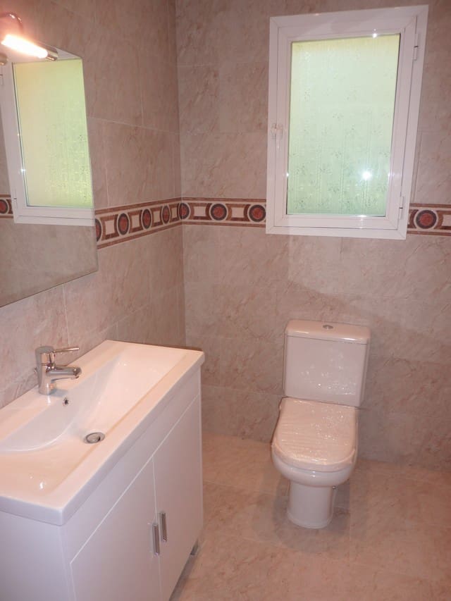 4 soveværelse Villa til salg i Marbella med swimmingpool garage - € 1.400.000 (Ref: 6015220)