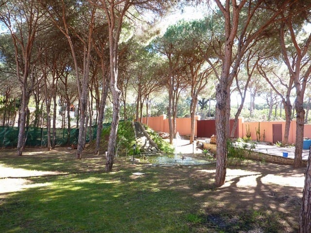 4 soveværelse Villa til salg i Marbella med swimmingpool garage - € 1.400.000 (Ref: 6015220)