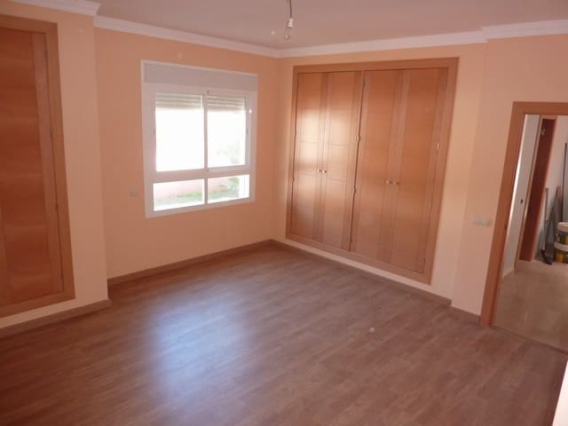 4 quarto Moradia para venda em Hacienda Las Chapas, Marbella com piscina garagem - 1 400 000 € (Ref: 6015220)