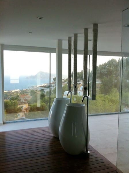 5 bedroom Villa for sale in Altea with pool - € 2,800,000 (Ref: 6015221)