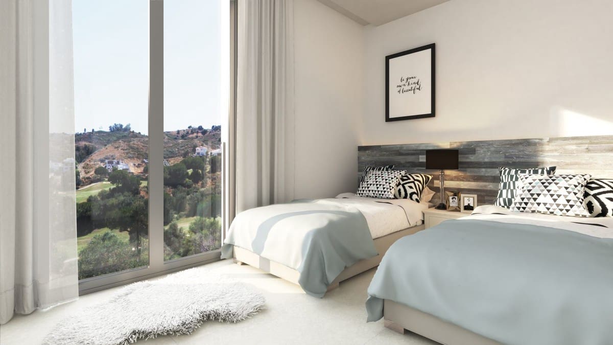 2 bedroom Townhouse for sale in Mijas with pool - € 370,000 (Ref: 6015260)