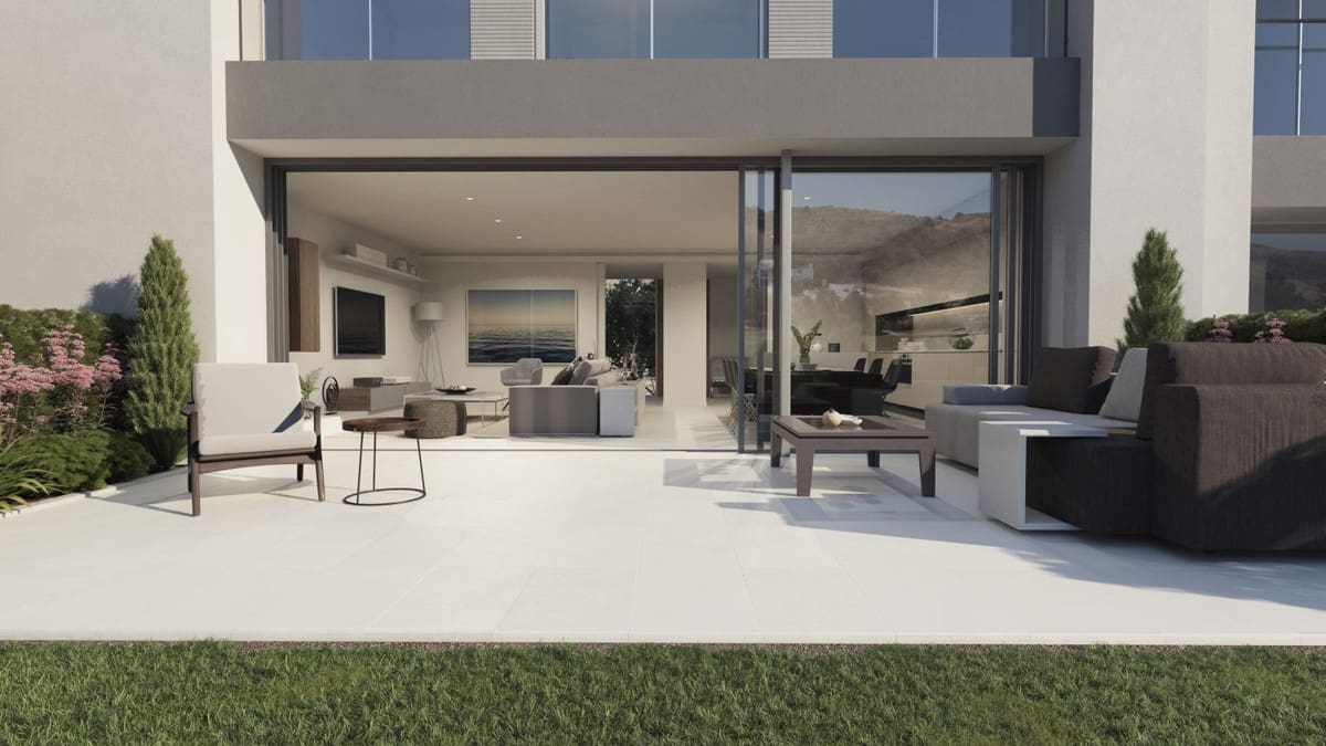 2 bedroom Townhouse for sale in Mijas with pool - € 370,000 (Ref: 6015260)