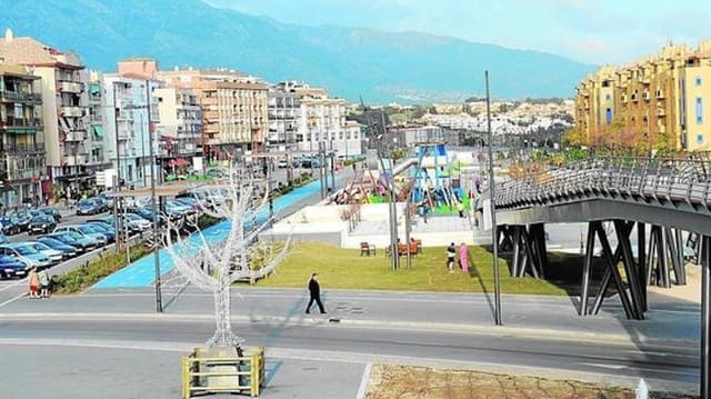 14 quarto Comercial para venda em San Pedro de Alcantara, Marbella com garagem - 1 680 000 € (Ref: 6015284)