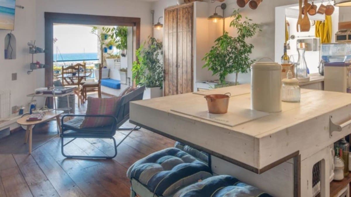 Apartamento Playa de 2 habitaciones en Puerto Banus en venta - 600.000 € (Ref: 6015310)