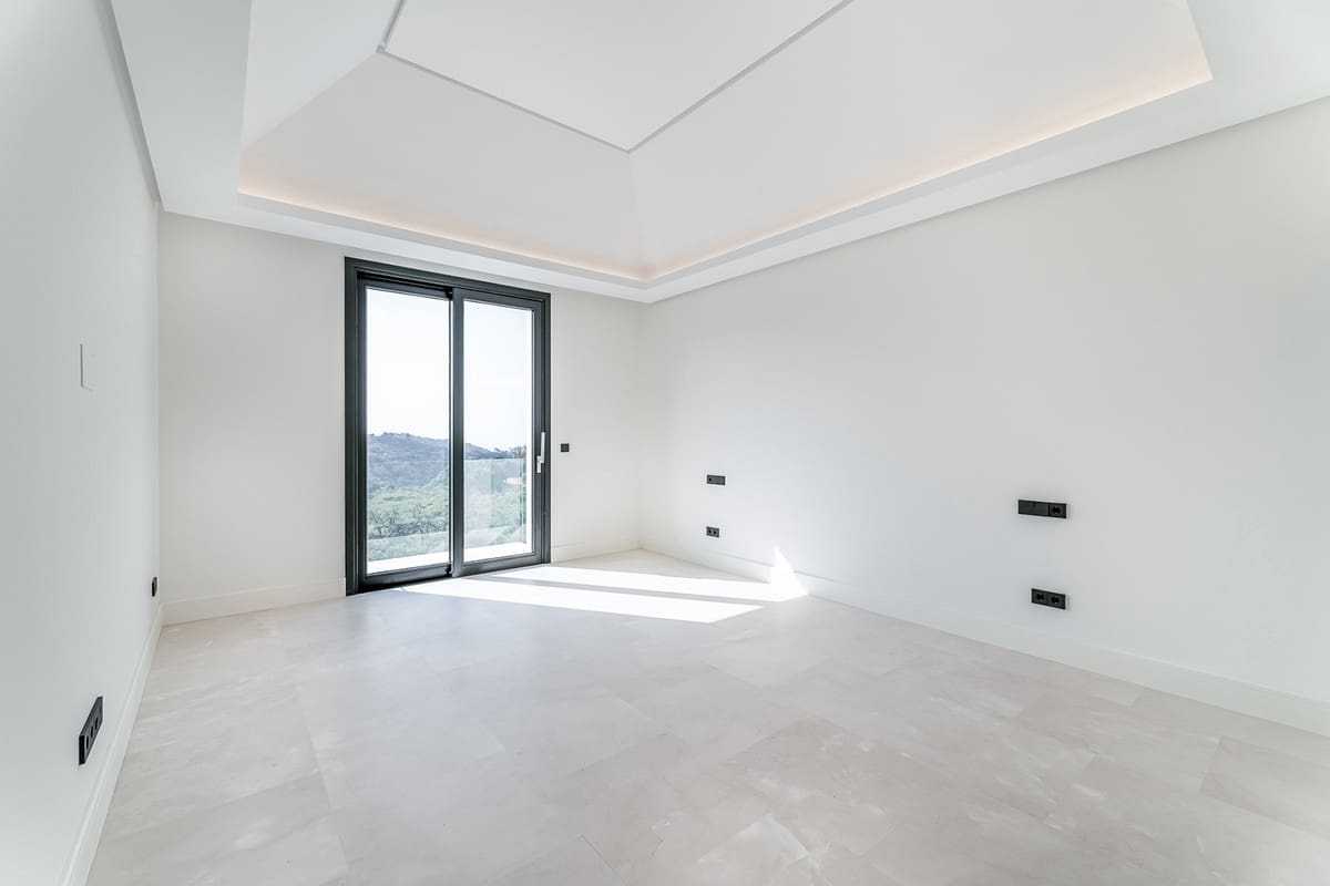 6 sypialnia Willa na sprzedaż w La Zagaleta z basenem garażem - 5 949 900 € (Ref: 6015311)