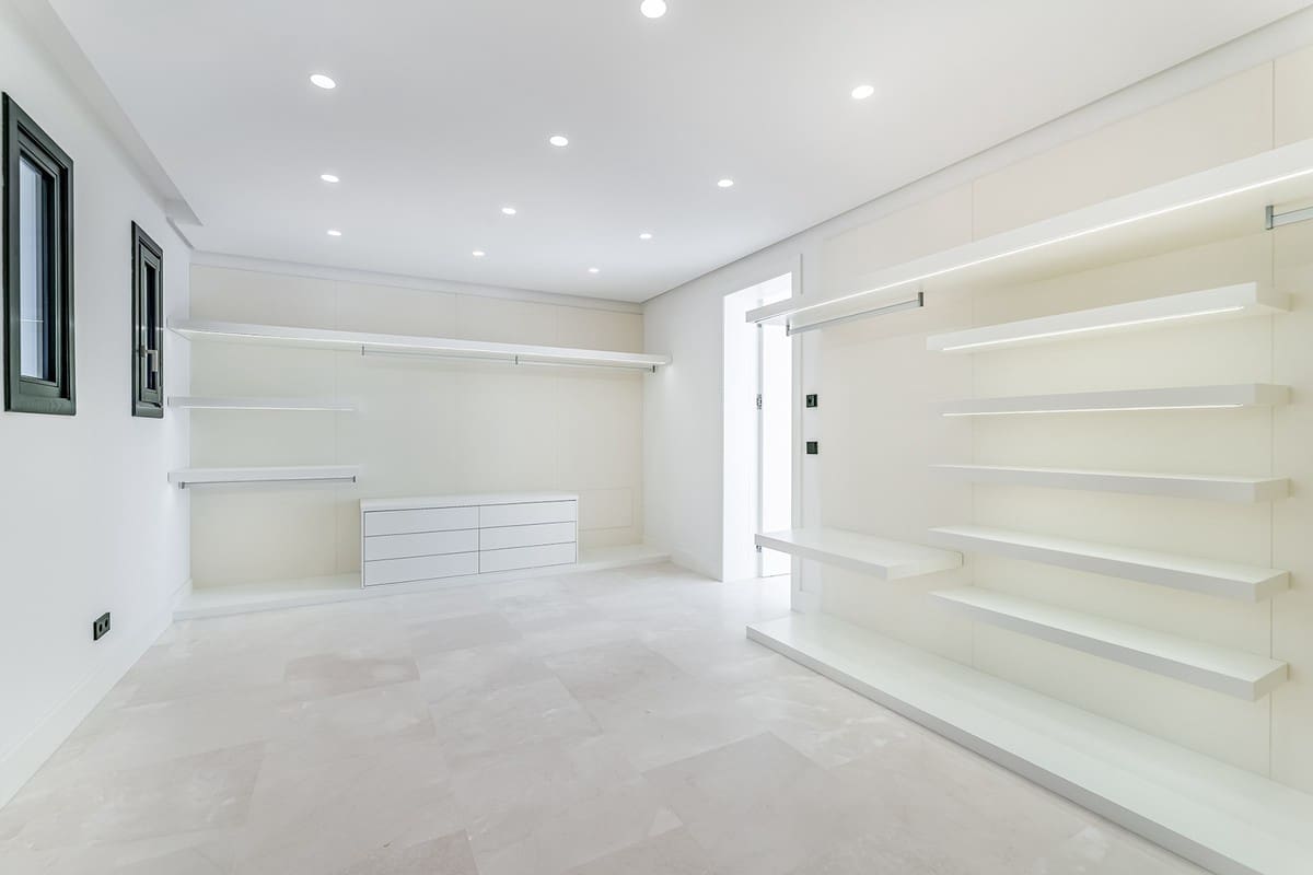 6 sypialnia Willa na sprzedaż w La Zagaleta z basenem garażem - 5 949 900 € (Ref: 6015311)