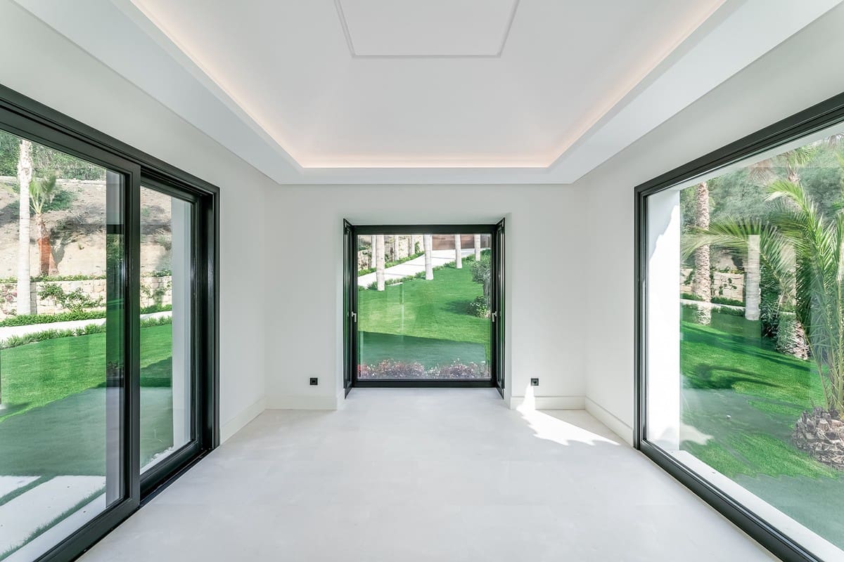 6 sypialnia Willa na sprzedaż w La Zagaleta z basenem garażem - 5 949 900 € (Ref: 6015311)