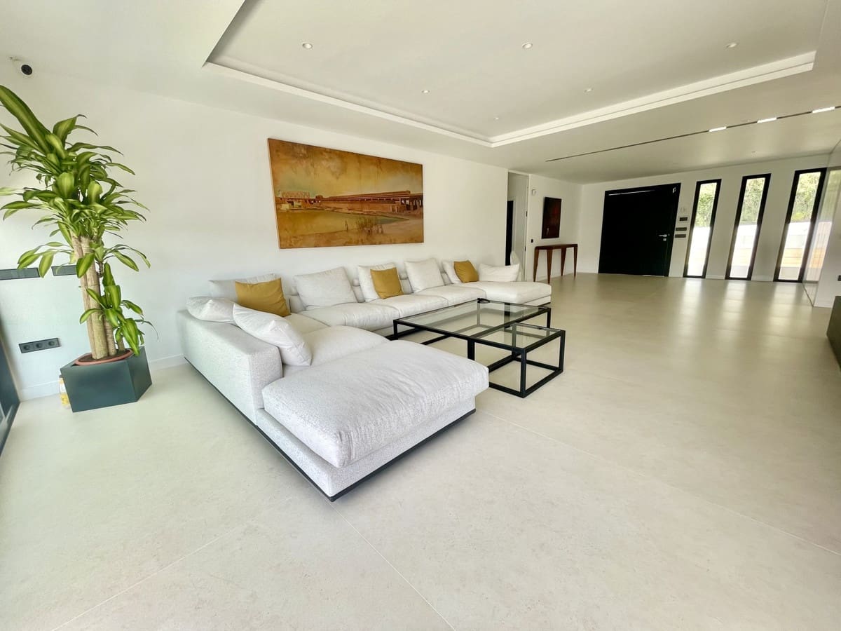 7 sypialnia Willa na sprzedaż w Benalmadena z basenem garażem - 3 200 000 € (Ref: 6015315)