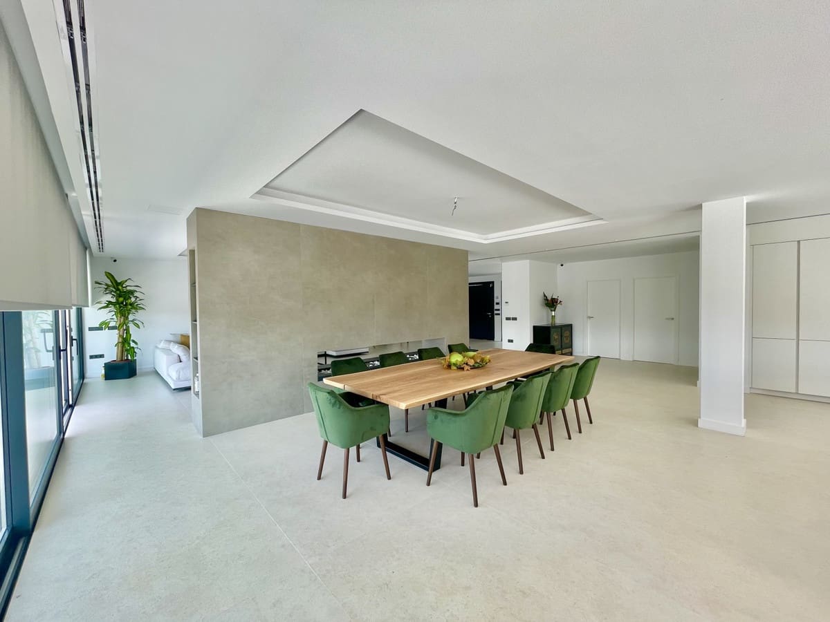 7 sypialnia Willa na sprzedaż w Benalmadena z basenem garażem - 3 200 000 € (Ref: 6015315)