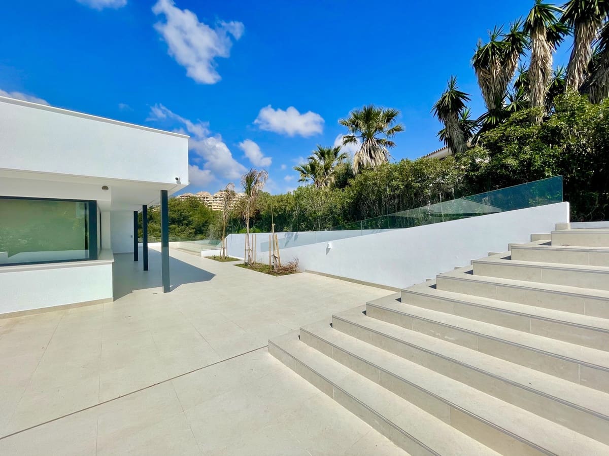 7 sypialnia Willa na sprzedaż w Benalmadena z basenem garażem - 3 200 000 € (Ref: 6015315)