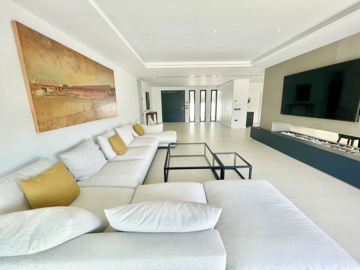 7 sypialnia Willa na sprzedaż w Benalmadena z basenem garażem - 3 200 000 € (Ref: 6015315)