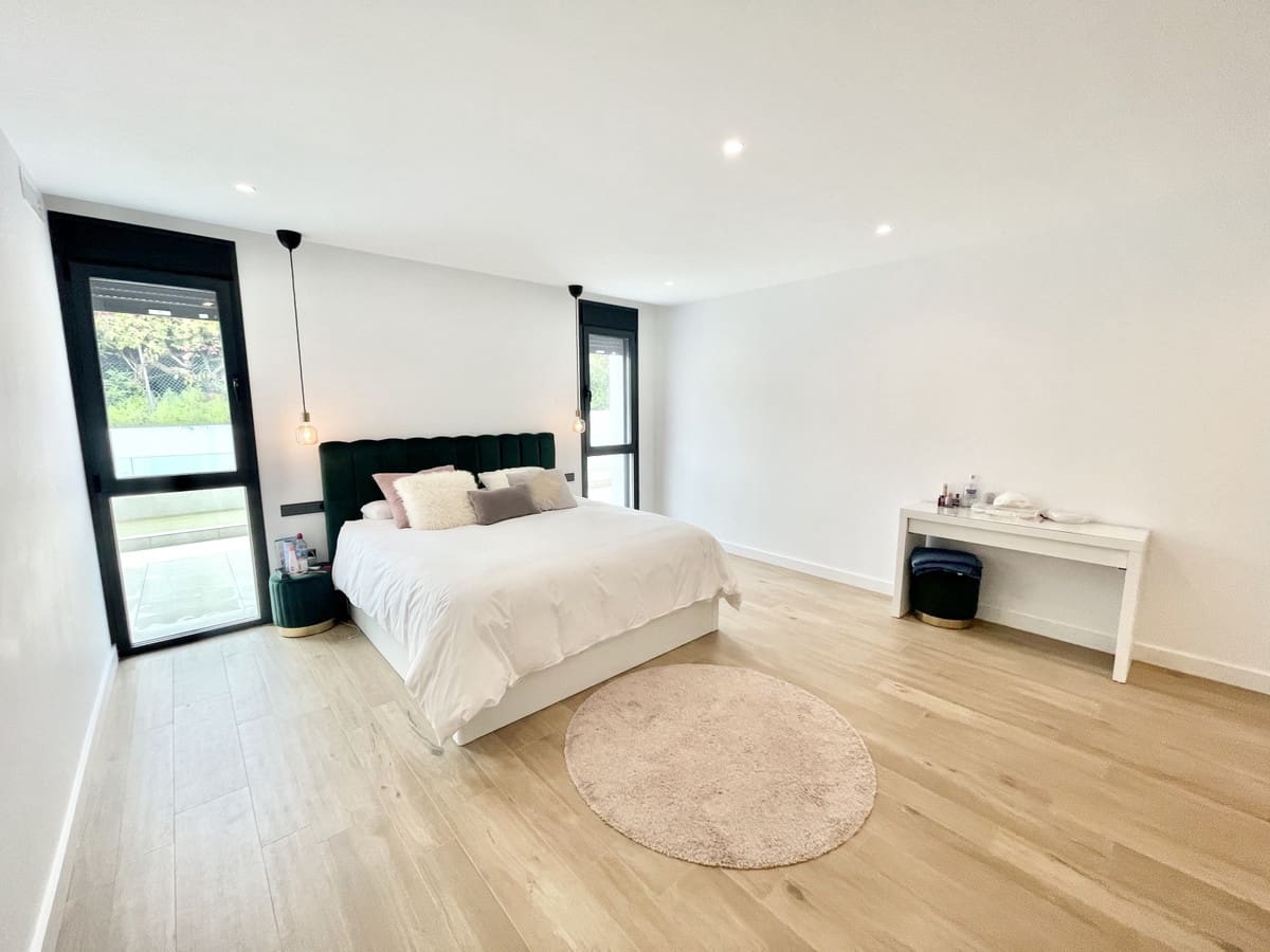 7 sypialnia Willa na sprzedaż w Benalmadena z basenem garażem - 3 200 000 € (Ref: 6015315)