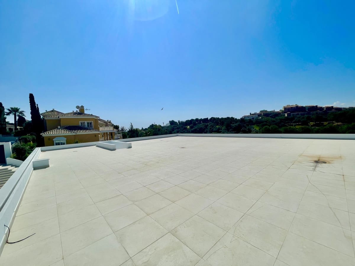 7 sypialnia Willa na sprzedaż w Benalmadena z basenem garażem - 3 200 000 € (Ref: 6015315)