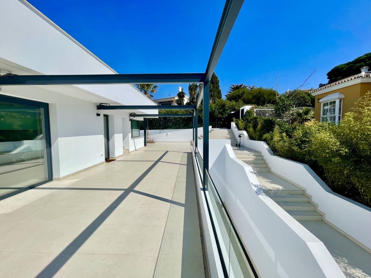 7 sypialnia Willa na sprzedaż w Benalmadena z basenem garażem - 3 200 000 € (Ref: 6015315)