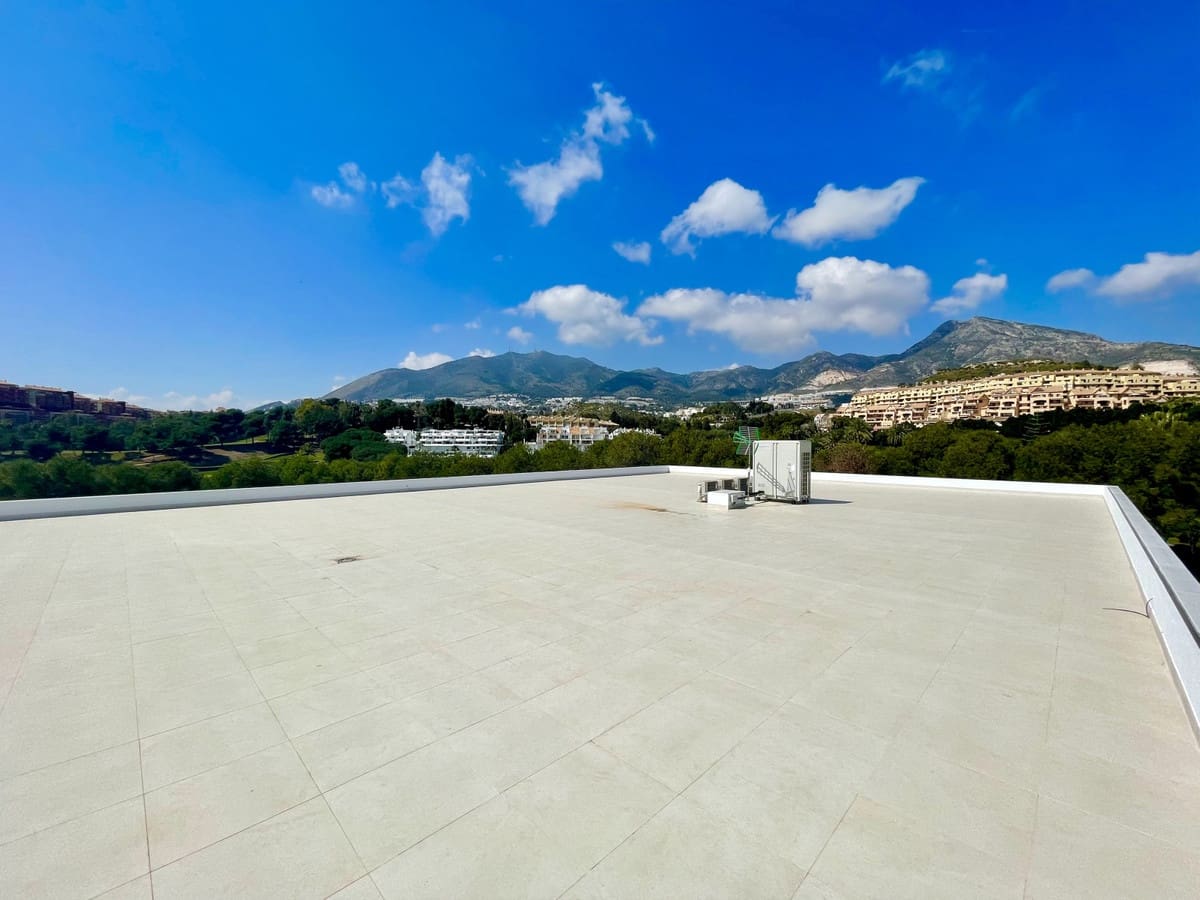 7 sypialnia Willa na sprzedaż w Benalmadena z basenem garażem - 3 200 000 € (Ref: 6015315)