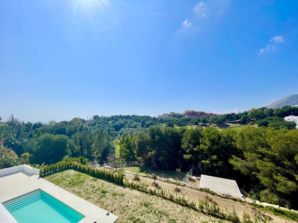 7 sypialnia Willa na sprzedaż w Benalmadena z basenem garażem - 3 200 000 € (Ref: 6015315)