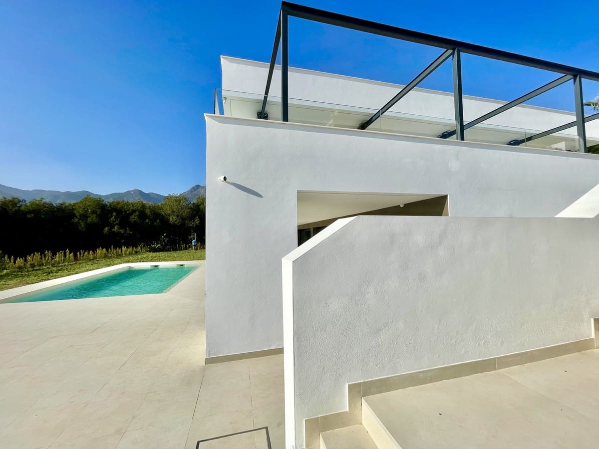 7 sypialnia Willa na sprzedaż w Benalmadena z basenem garażem - 3 200 000 € (Ref: 6015315)