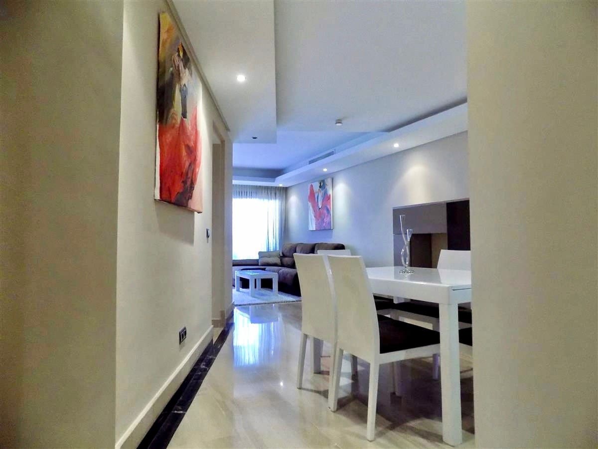 3 bedroom Beach Apartment for sale in New Golden Mile with pool garage - € 850,000 (Ref: 6015319)
