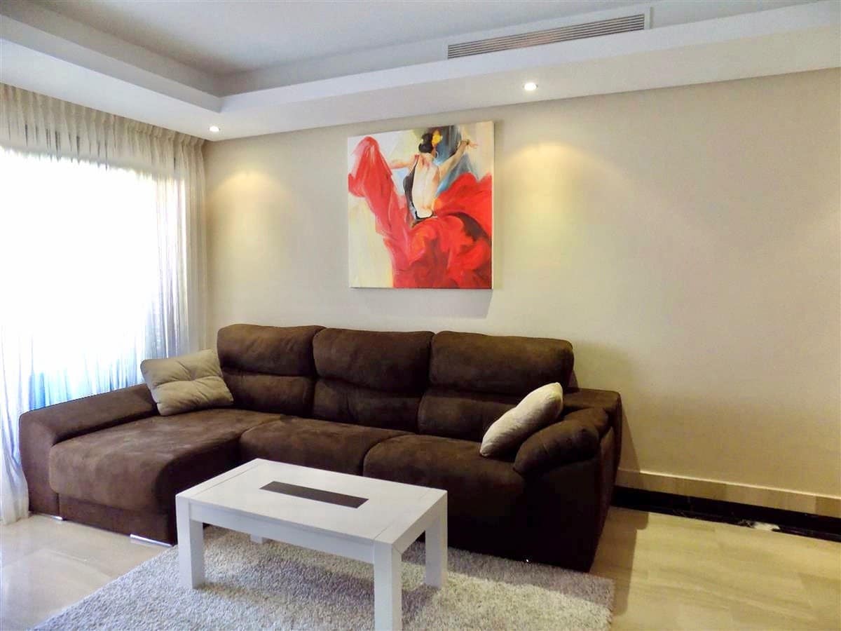 3 bedroom Beach Apartment for sale in New Golden Mile with pool garage - € 850,000 (Ref: 6015319)