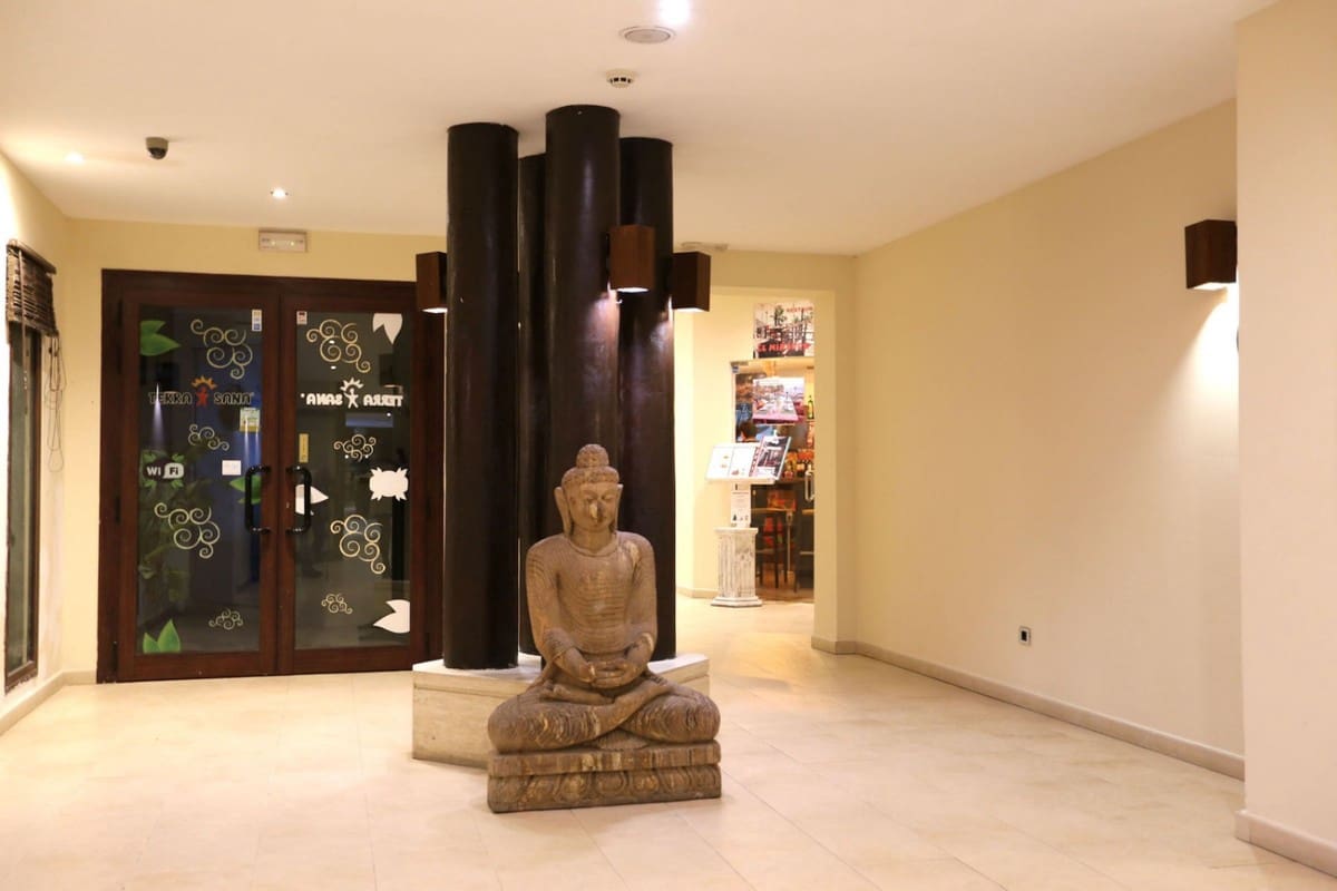 5 soveværelse Villa til leje i Estepona med swimmingpool garage - € 20.000 (Ref: 6015392)