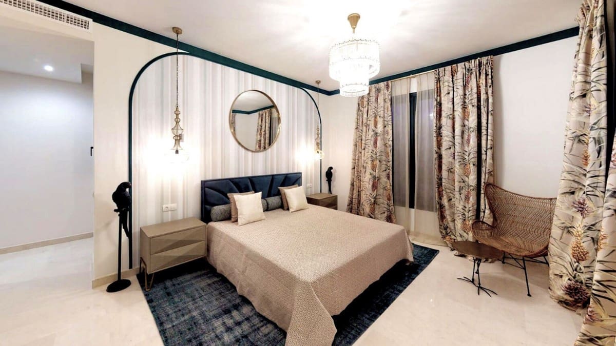 5 soveværelse Villa til leje i Estepona med swimmingpool garage - € 20.000 (Ref: 6015392)