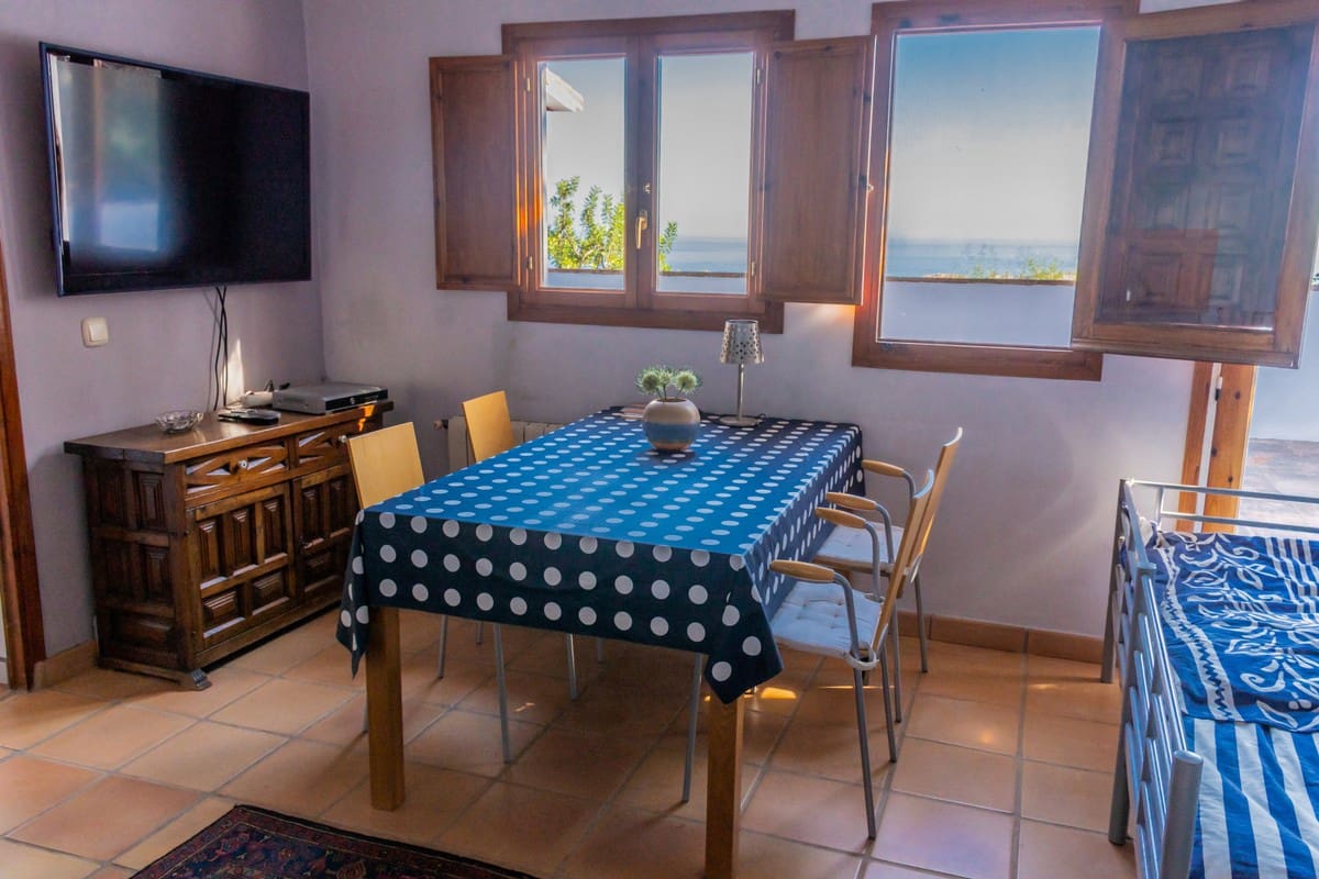 4 soverom Villa til salgs i Marbella med svømmebasseng garasje - € 995 000 (Ref: 6015404)