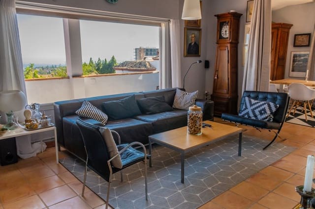 4 soverom Villa til salgs i Marbella med svømmebasseng garasje - € 995 000 (Ref: 6015404)