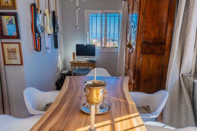 4 soverom Villa til salgs i Marbella med svømmebasseng garasje - € 995 000 (Ref: 6015404)