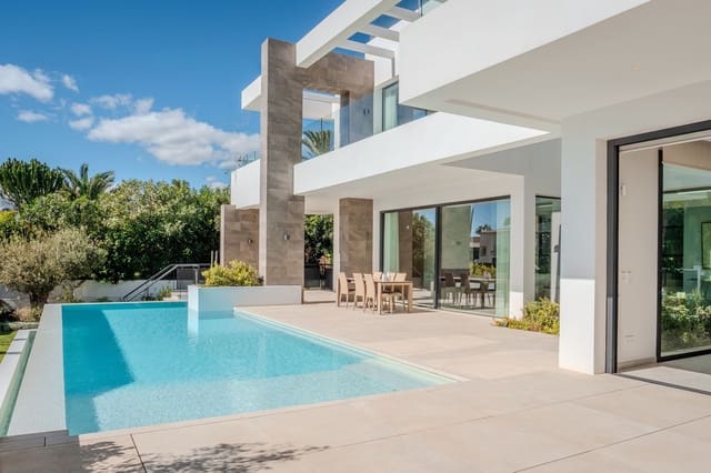 5 bedroom Villa for sale in Marbesa, Marbella with pool garage - € 3,295,000 (Ref: 6015406)