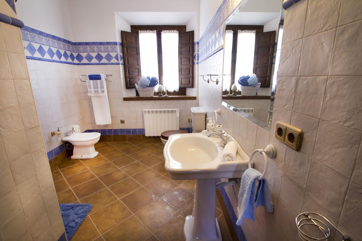 7 soveværelse Finca/Landehus til salg i Archidona med swimmingpool garage - € 1.200.000 (Ref: 6226835)