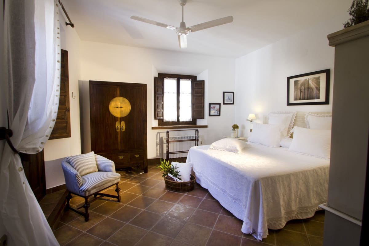 7 quarto Quinta/Casa Rural para venda em Archidona com piscina garagem - 1 200 000 € (Ref: 6226835)