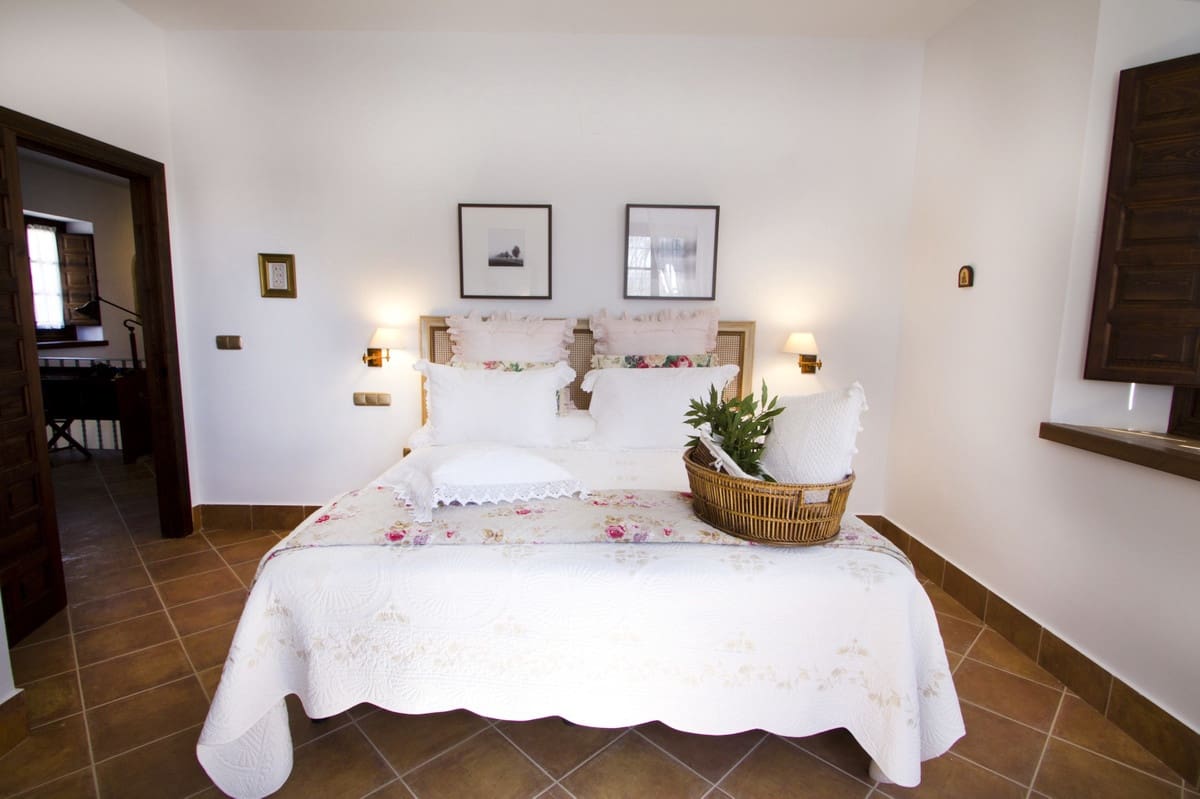 7 quarto Quinta/Casa Rural para venda em Archidona com piscina garagem - 1 200 000 € (Ref: 6226835)