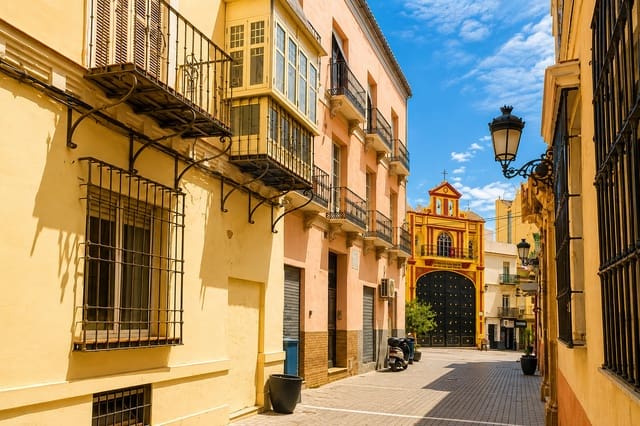 7 sypialnia Hotel na sprzedaż w Miasto Málaga - 1 750 000 € (Ref: 6382139)