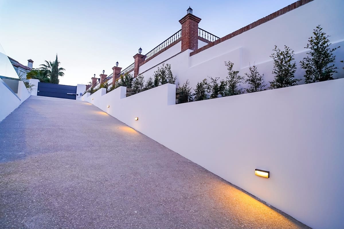 5 makuuhuone Huvila myytävänä paikassa Los Flamingos mukana uima-altaan 
autotalli - 3 350 000 € (Ref: 6590977)