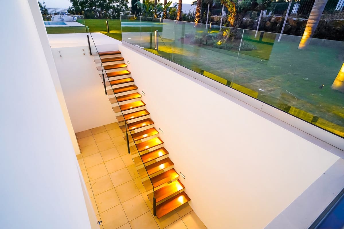 5 makuuhuone Huvila myytävänä paikassa Los Flamingos mukana uima-altaan 
autotalli - 3 350 000 € (Ref: 6590977)