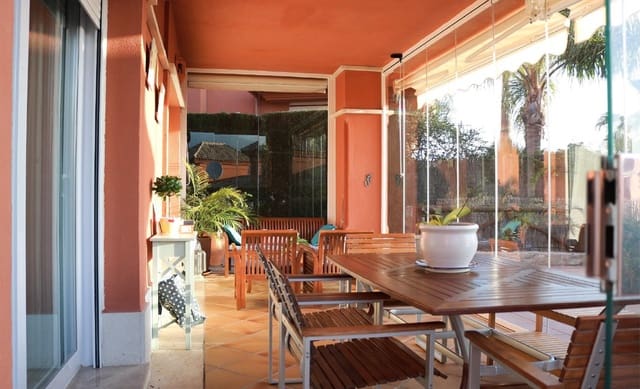 3 quarto Moradia para venda em Santa Clara, Marbella com piscina garagem - 1 650 000 € (Ref: 6729258)