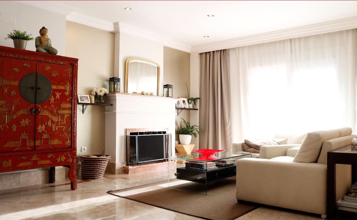 3 sypialnia Willa na sprzedaż w Marbella z basenem garażem - 1 650 000 € (Ref: 6729258)