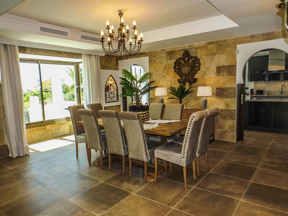 7 soverom Villa til salgs i Los Flamingos med svømmebasseng garasje - € 3 865 000 (Ref: 6754853)