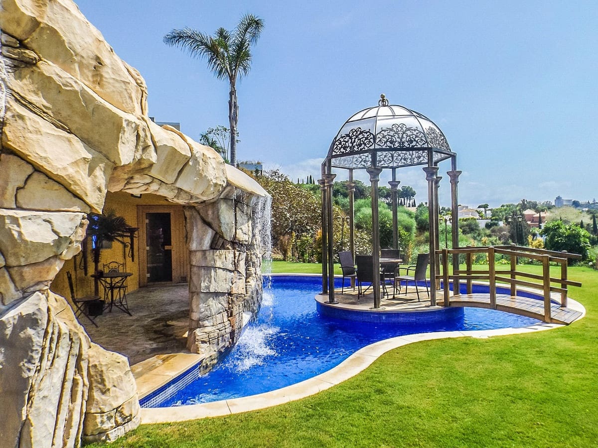 7 soverom Villa til salgs i Los Flamingos med svømmebasseng garasje - € 3 865 000 (Ref: 6754853)