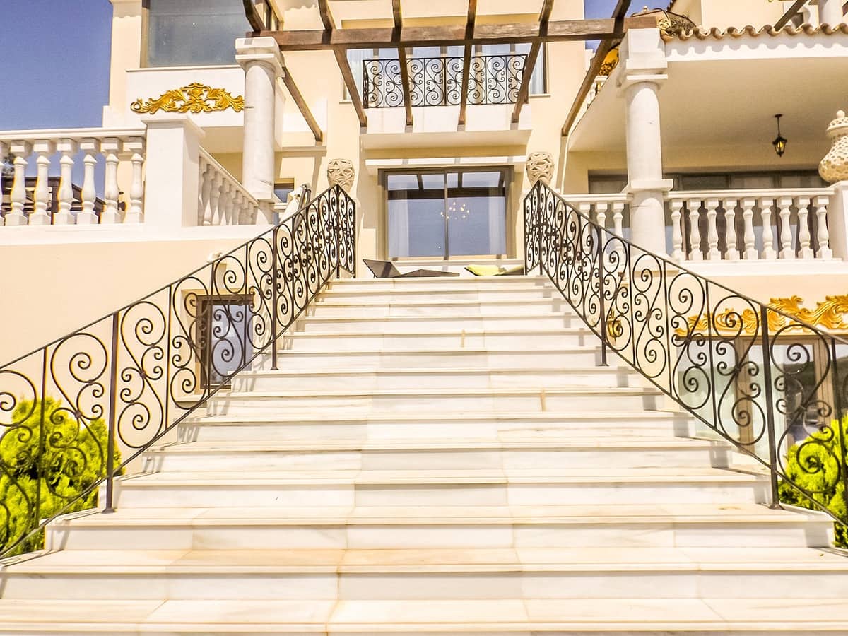 7 soverom Villa til salgs i Los Flamingos med svømmebasseng garasje - € 3 865 000 (Ref: 6754853)