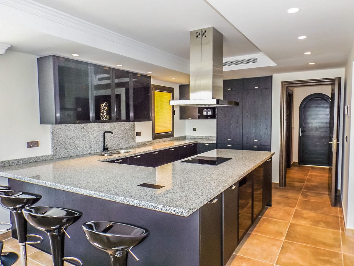 7 soverom Villa til salgs i Los Flamingos med svømmebasseng garasje - € 3 865 000 (Ref: 6754853)