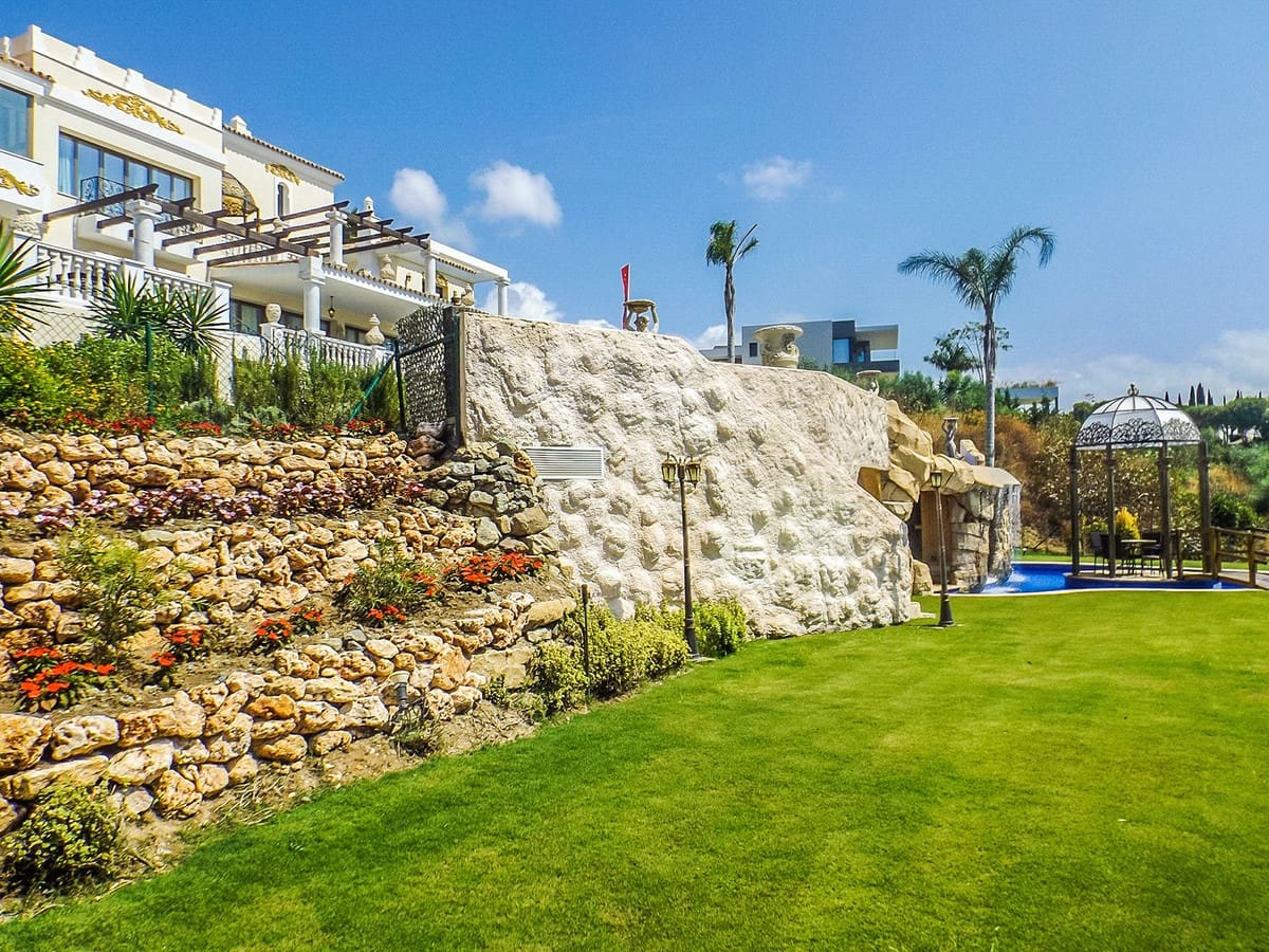 7 soverom Villa til salgs i Los Flamingos med svømmebasseng garasje - € 3 865 000 (Ref: 6754853)